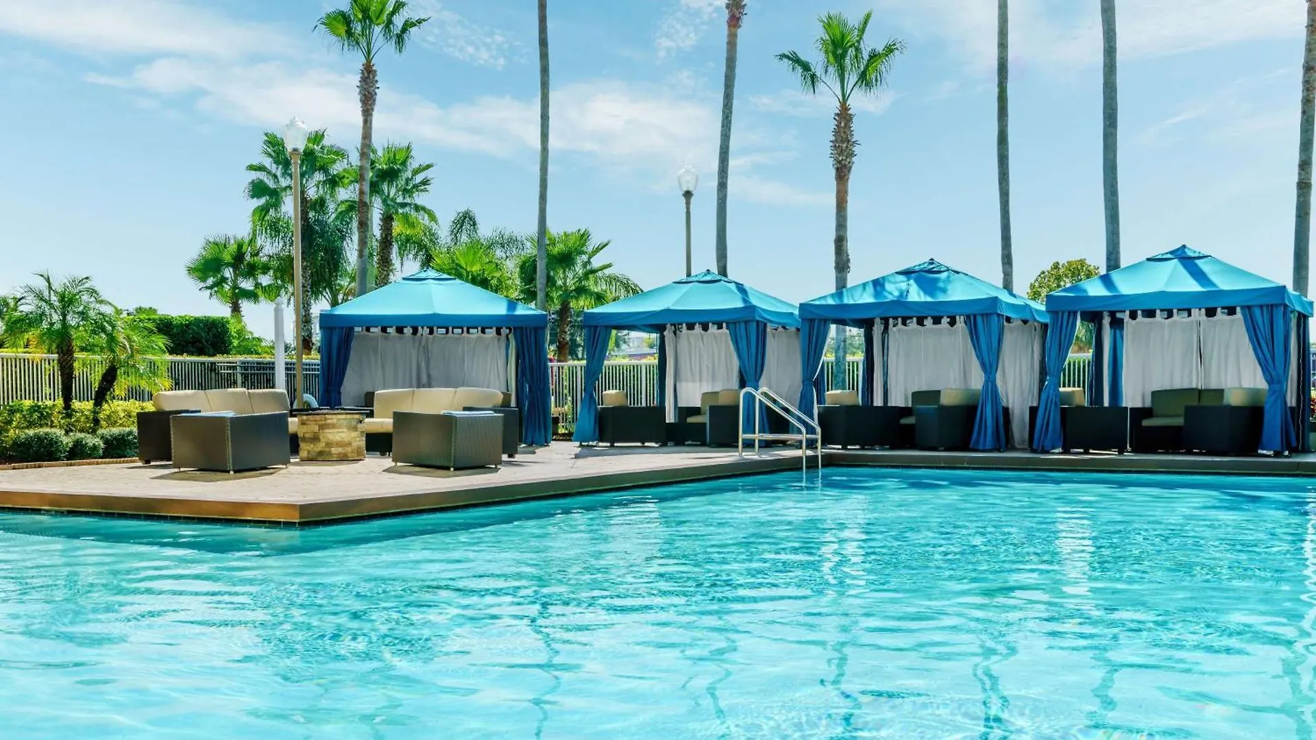 Doubletree By Hilton Orlando Airport Hotel 3*,  USA