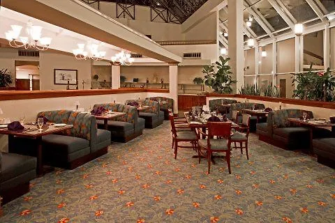 Doubletree By Hilton Orlando Airport Hotel